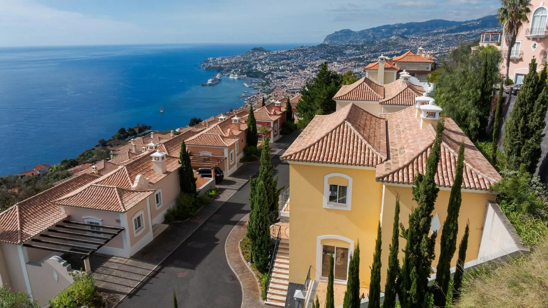 Villa Gasparini Palheiro Village By Holiday Rental Madeira Funchal